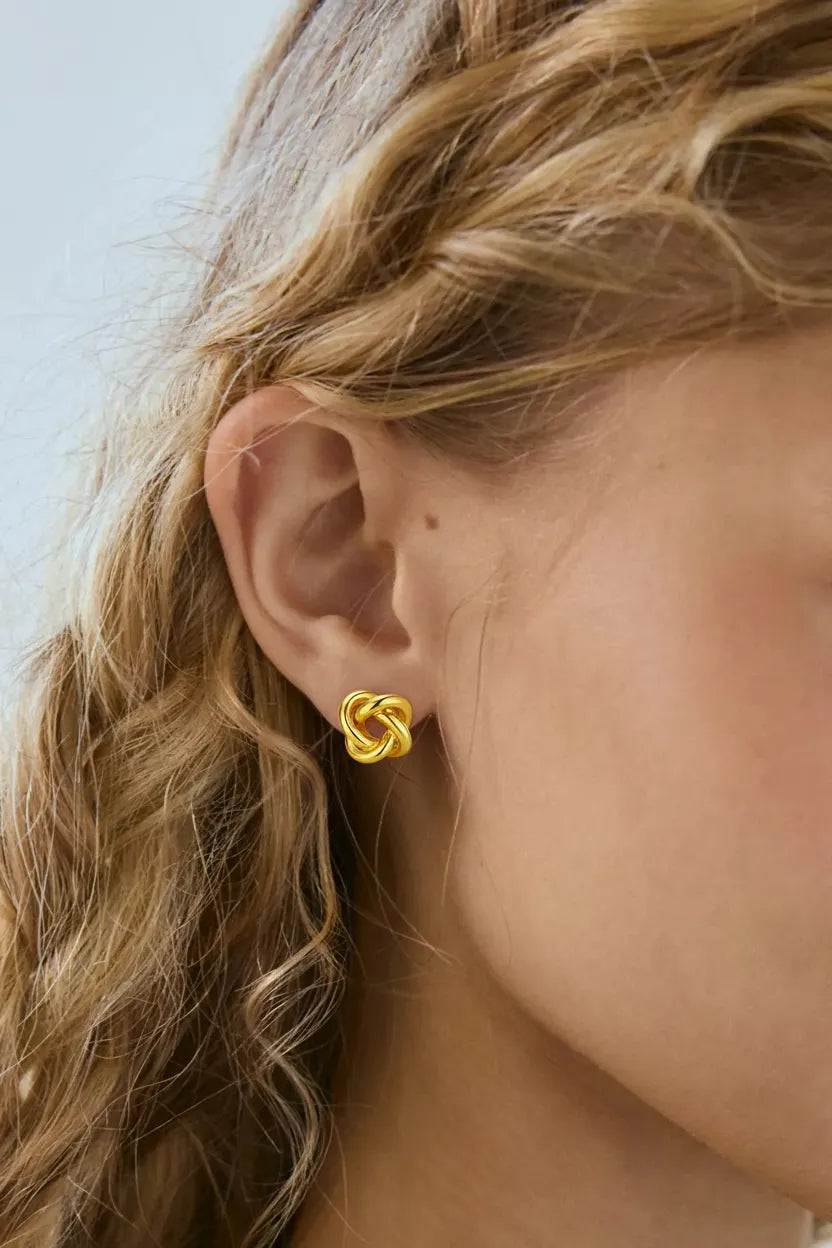 Serene Twist Earrings
