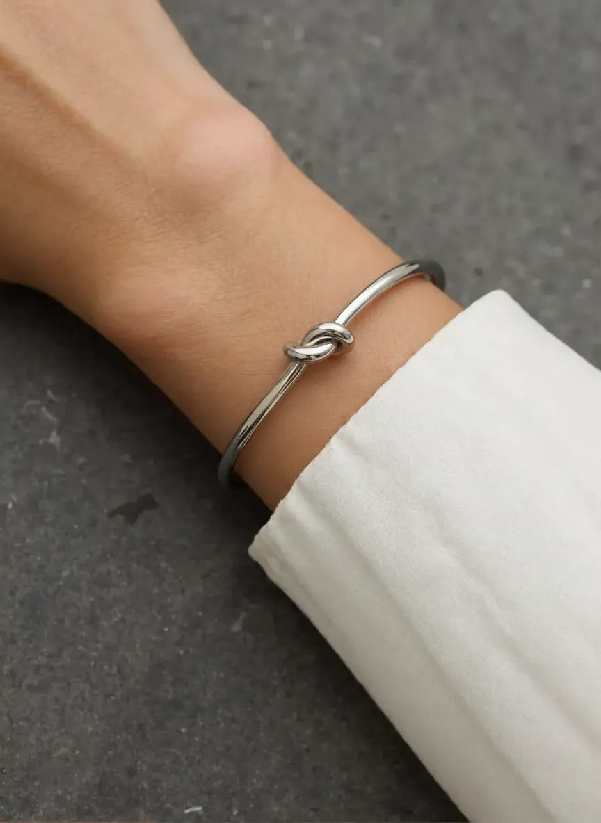 Knot Bracelet