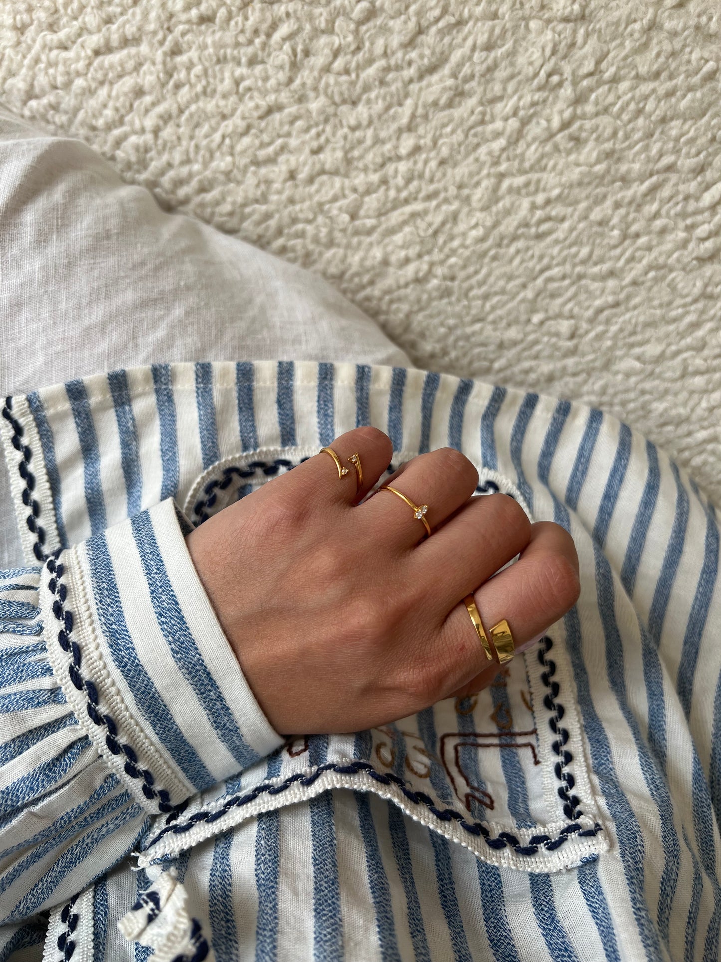Maeve Little Finger Ring